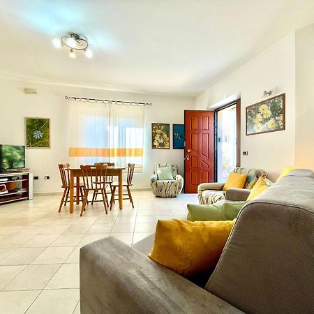 Ferienwohnung Le Corti Sarde Garden Bari Sardo Exterior foto